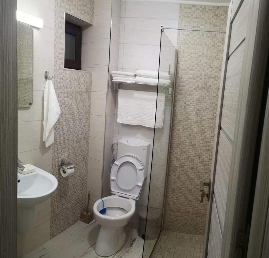 Casa Cizi Hotel Călimăneşti Buitenkant foto