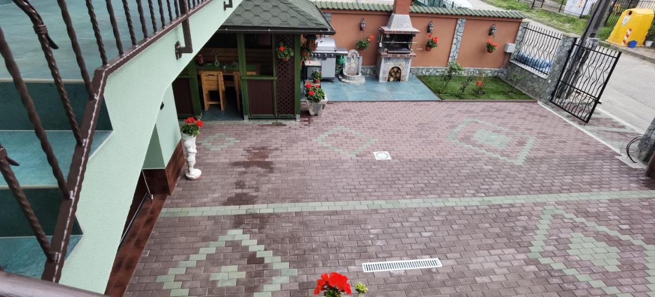 Casa Cizi Hotel Călimăneşti Buitenkant foto